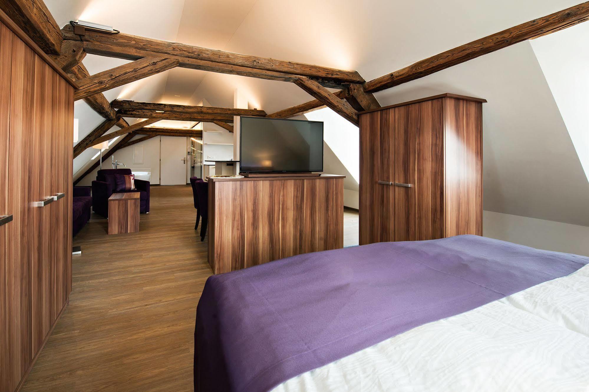 Gasthof Zum Hecht Fehraltorf Luaran gambar