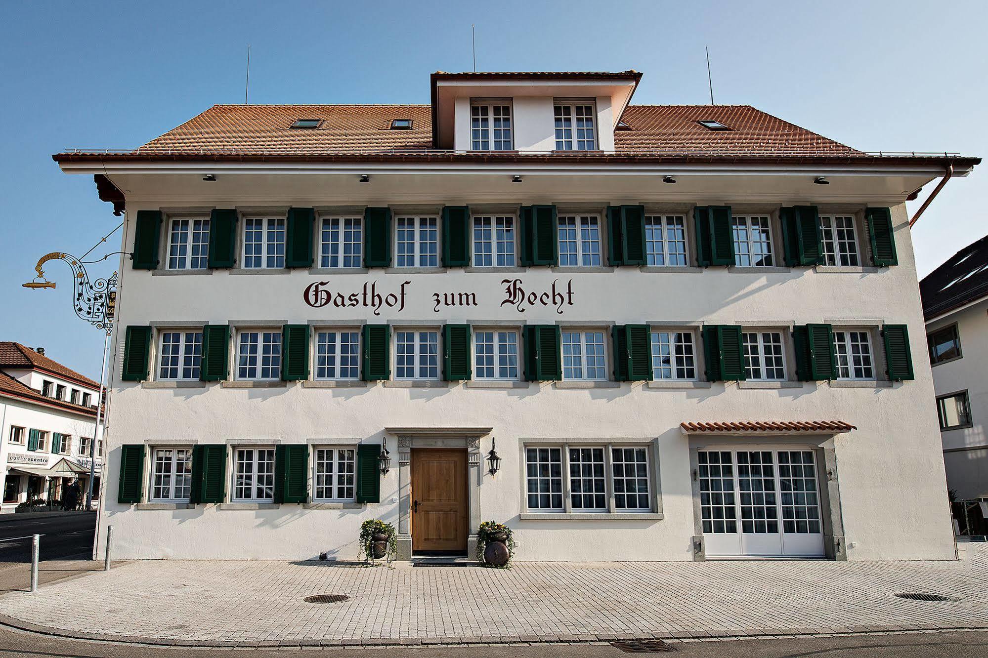 Gasthof Zum Hecht Fehraltorf Luaran gambar